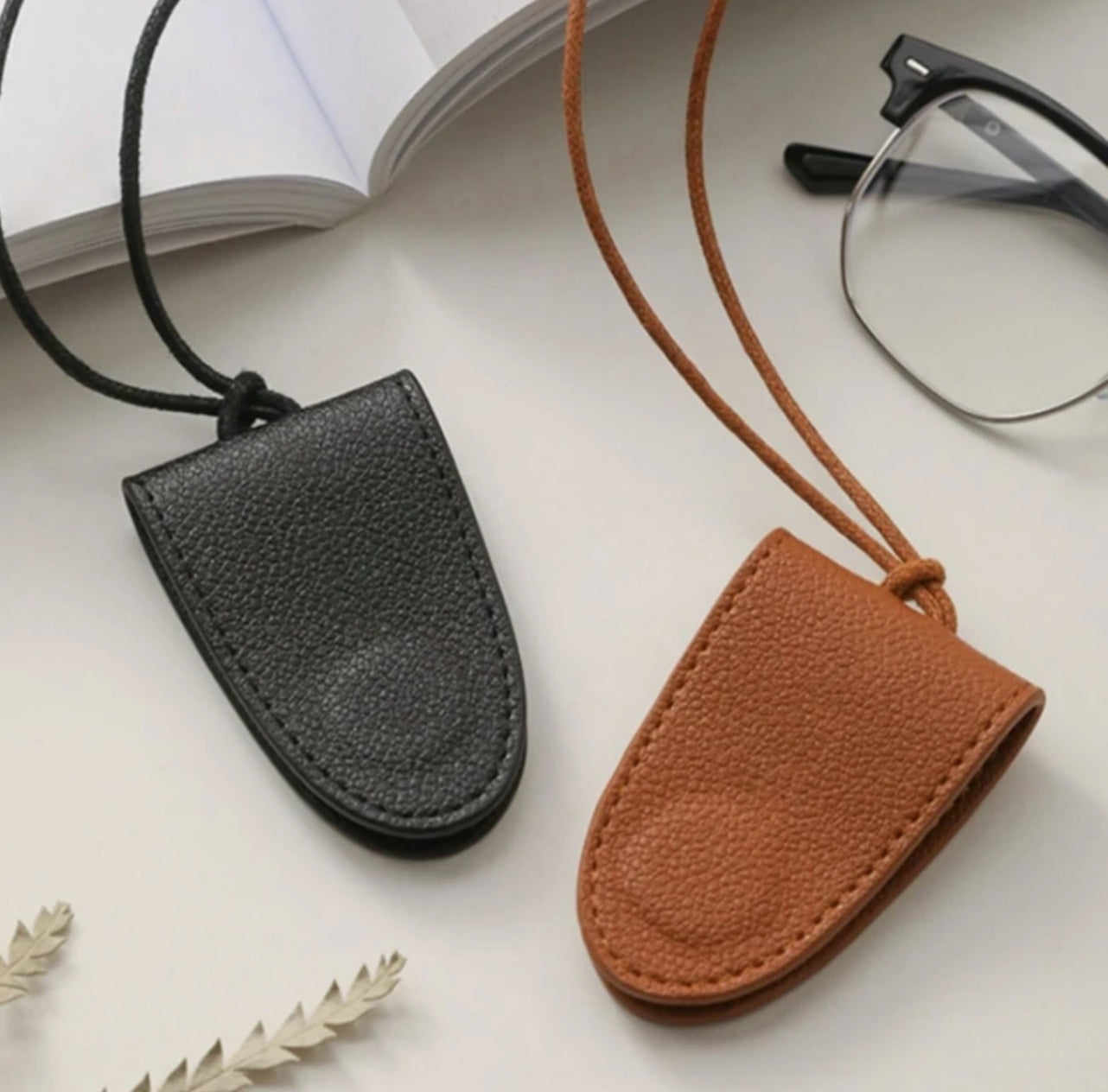 Leather magnetic clip