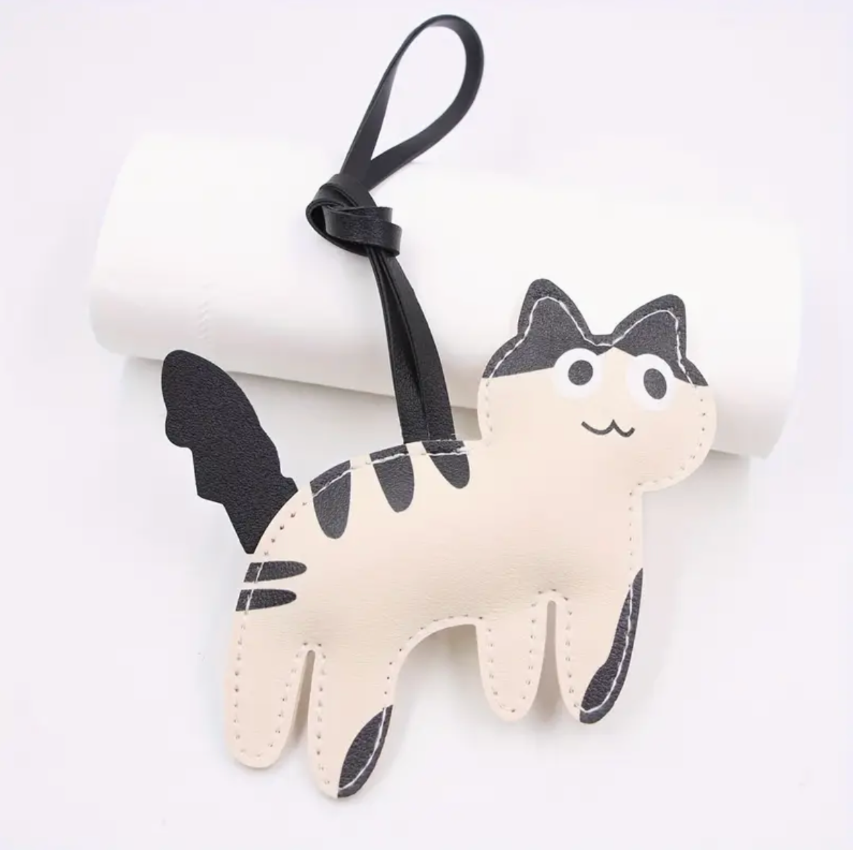 Cat charm accessories PU leather (cream)